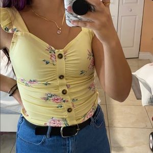 CUTE FLOWERY TEE